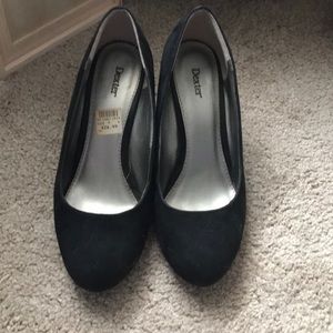 Dexter Black Wedge Heels Size 9W